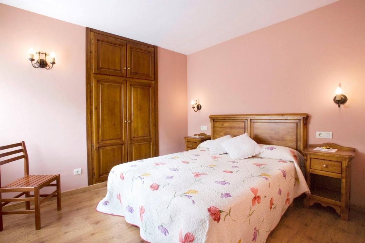 Apartamentos La Corona - Cabrales Carrena de Cabrales Buitenkant foto