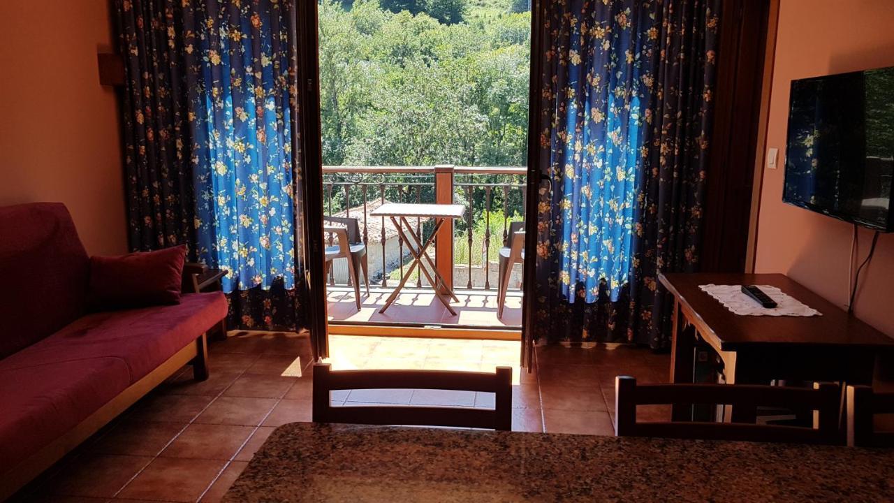 Apartamentos La Corona - Cabrales Carrena de Cabrales Buitenkant foto