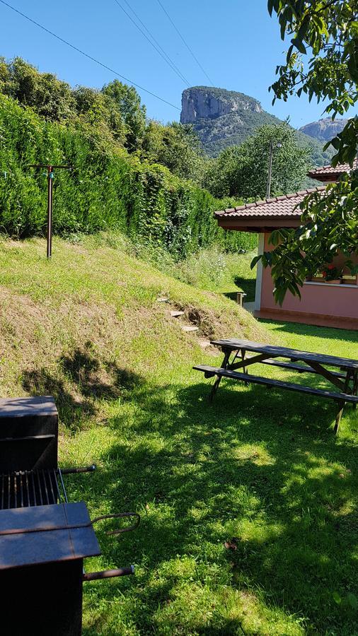 Apartamentos La Corona - Cabrales Carrena de Cabrales Buitenkant foto