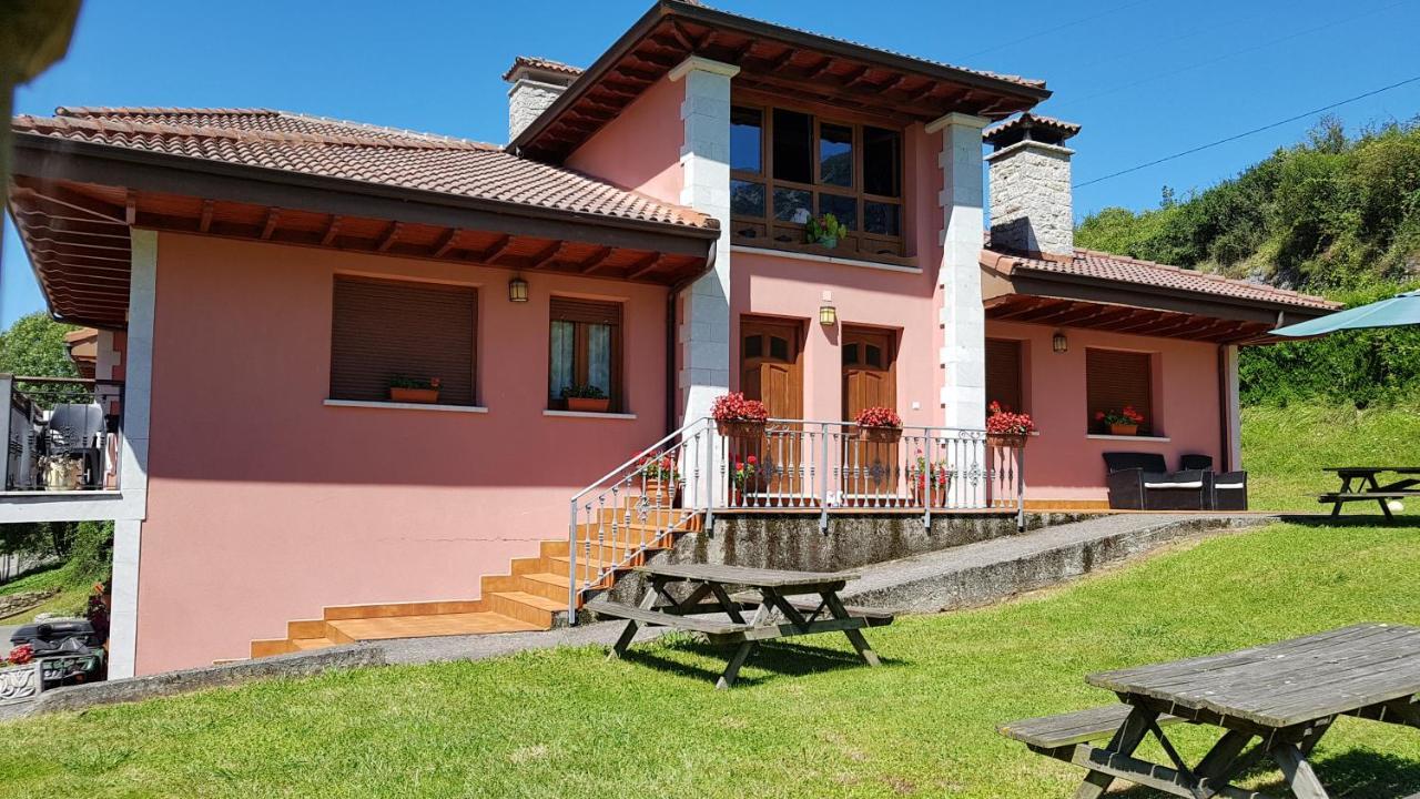 Apartamentos La Corona - Cabrales Carrena de Cabrales Buitenkant foto